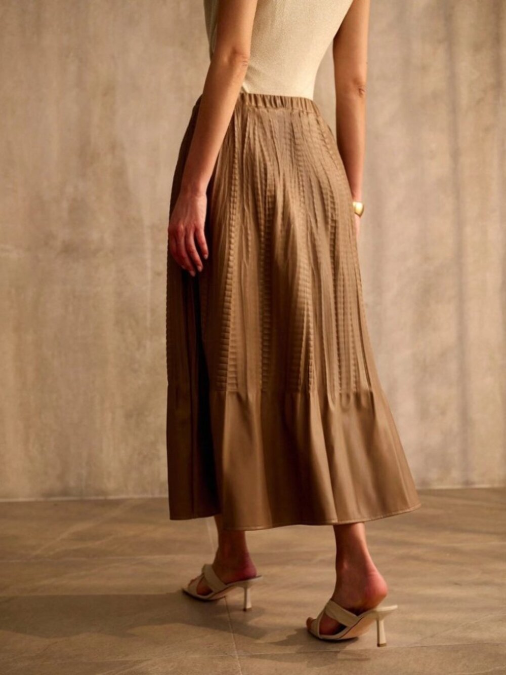 Brown Faux Leather Crinkled Pleated Elastic Waist A-Line Maxi Skirt - Picture 4 of 7